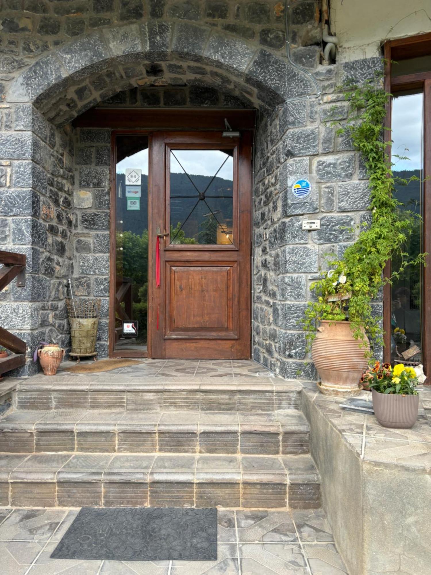 Guesthouse Sinoi Vytina Esterno foto